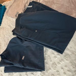Catarina one pocket scrub top and Kade cargo scrub pant medium tall dark harbor